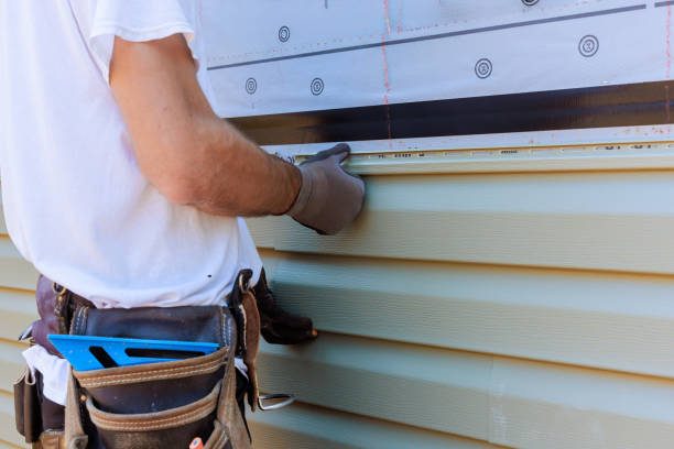 Trusted Siding Repair service in Commerce City, CO - Creative Siding